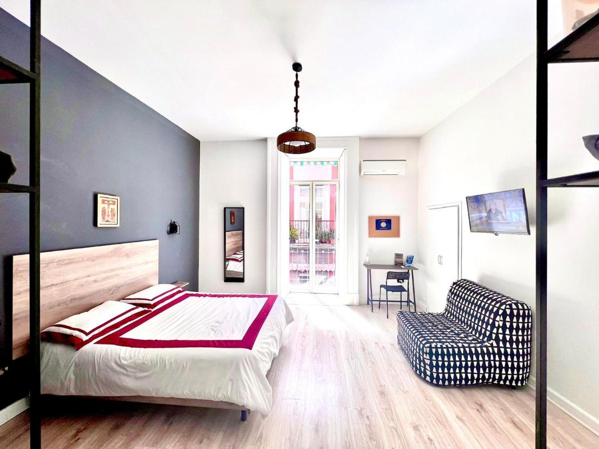 J-Appartment Toledo Napoli Bagian luar foto