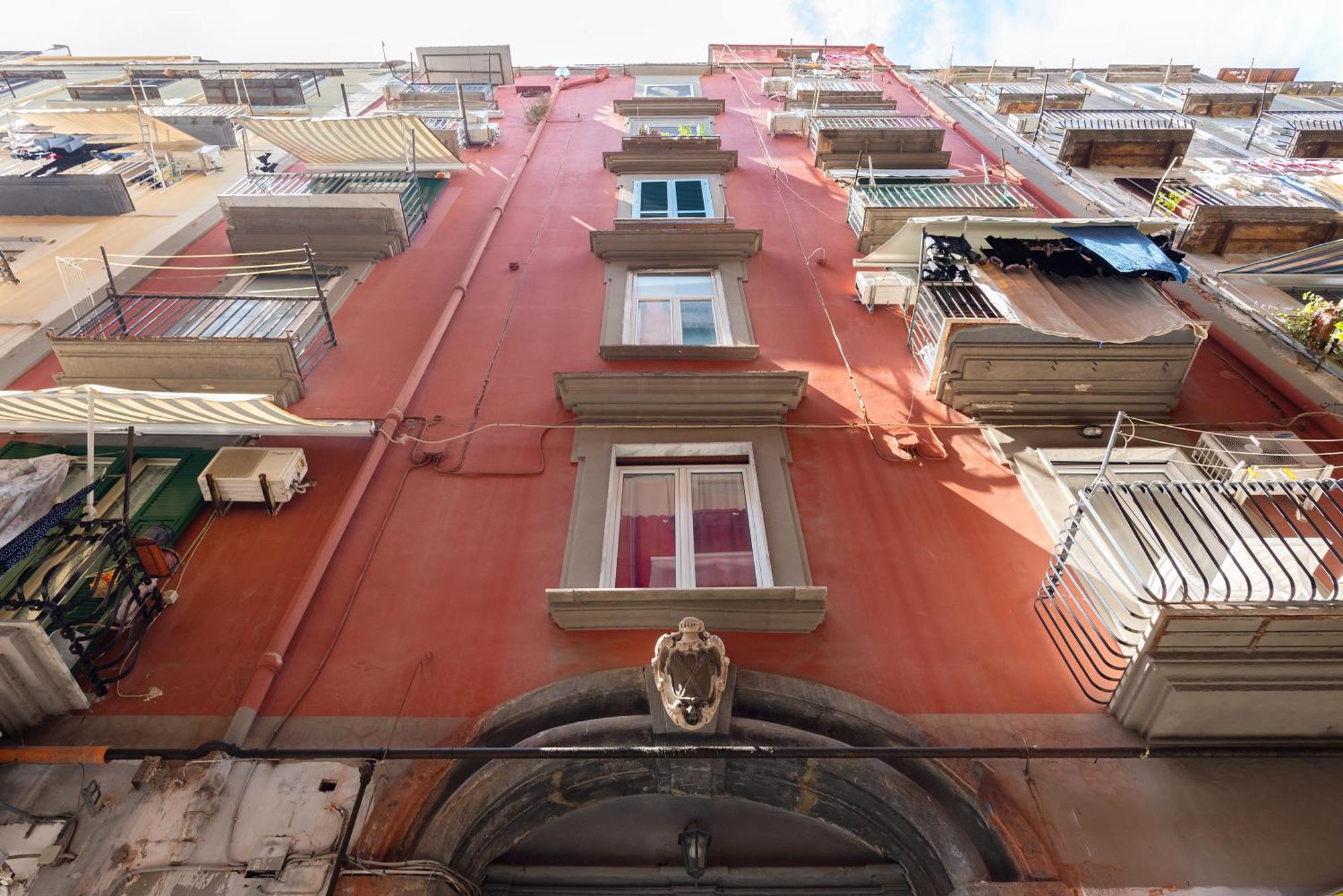J-Appartment Toledo Napoli Bagian luar foto