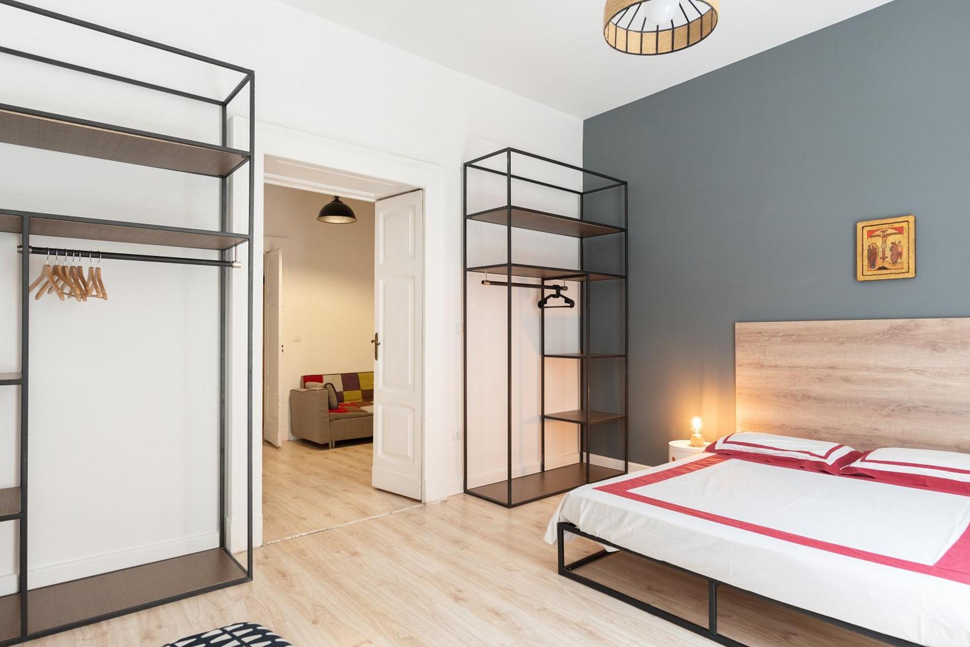 J-Appartment Toledo Napoli Bagian luar foto